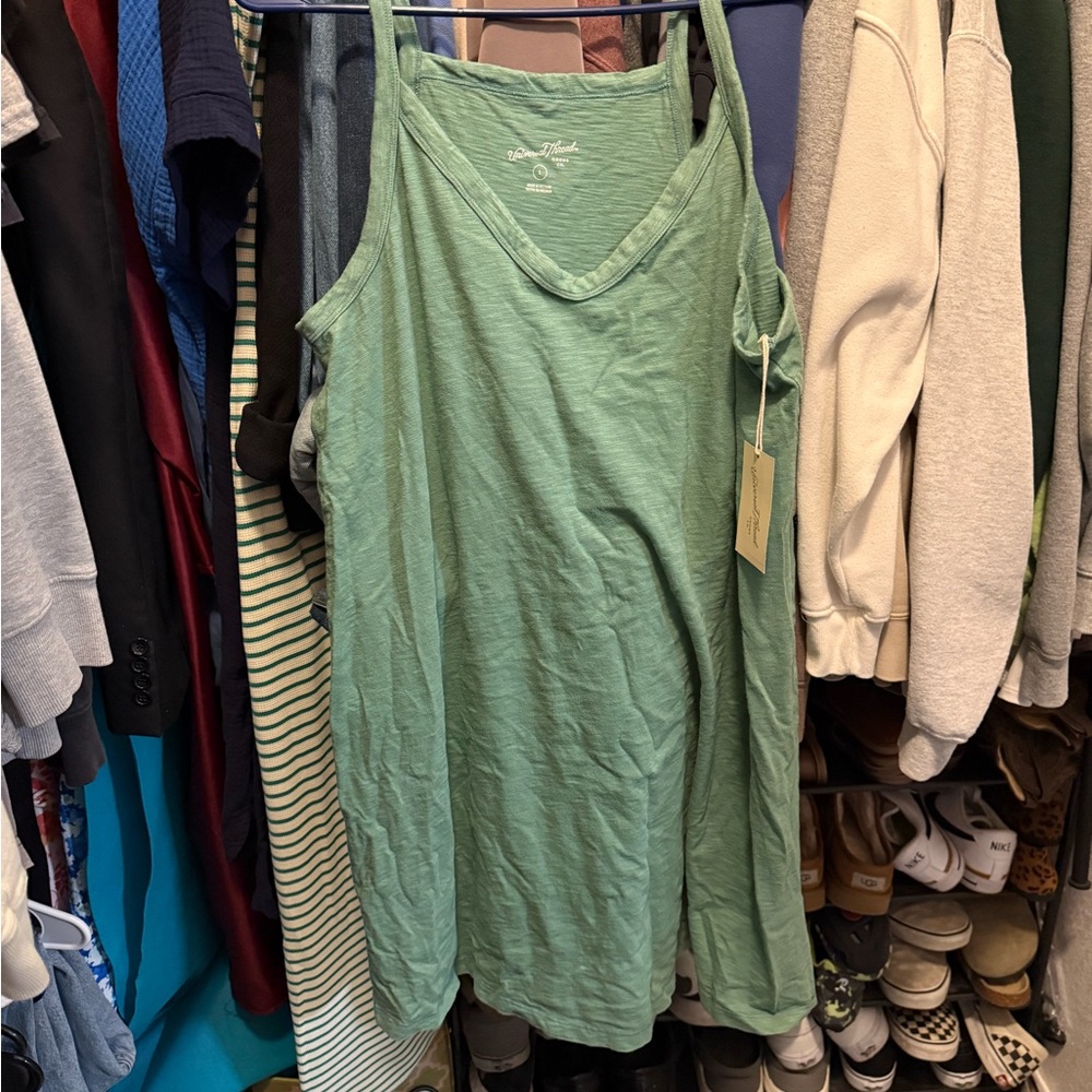 💙4 for $20💙 Universal Thread Green Sleeveless Tank Top Relaxed Fit